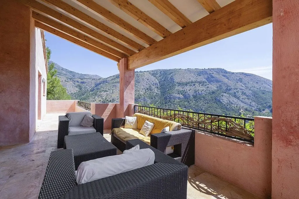Terrasse - Villa with Pool and Terrace in Callosa d'En Sarrià