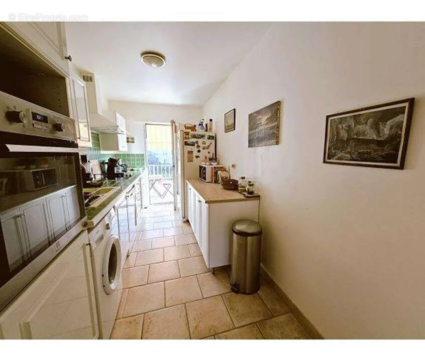 Cuisine - Appartement Traversant avec Terrasse à Le Cannet