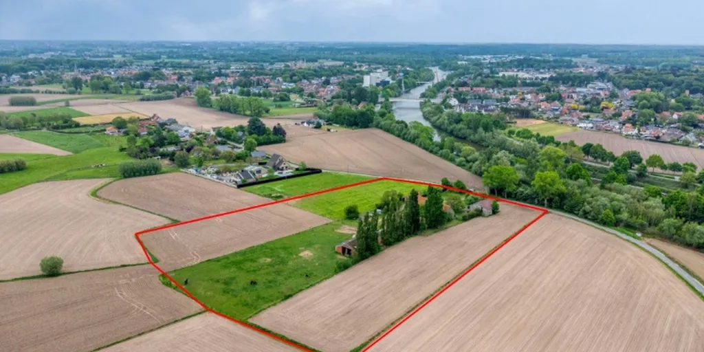 Vue aérienne - Boerderie avec Jardins à Beernem