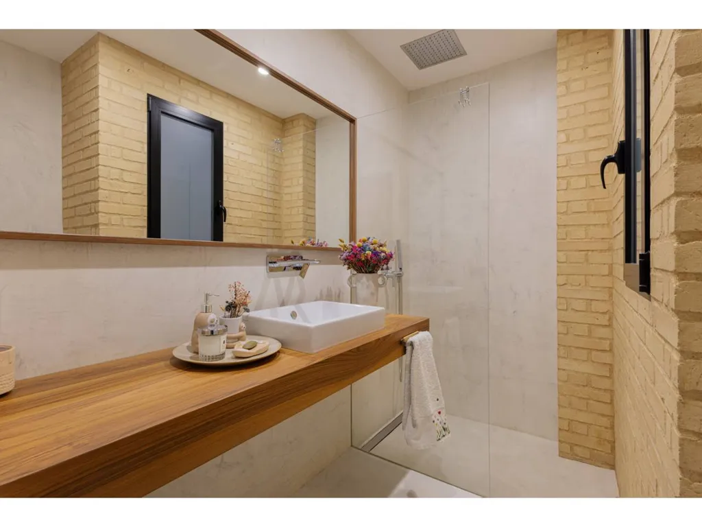 Vannitoad - Modernised Flat with Balcony in Gran Vía