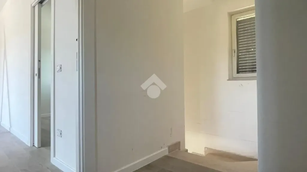Ingresso - Casa indipendente con terrazzo panoramico a San Nicola Manfredi