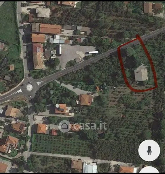 Villa for Rent with Large Garden in Serino