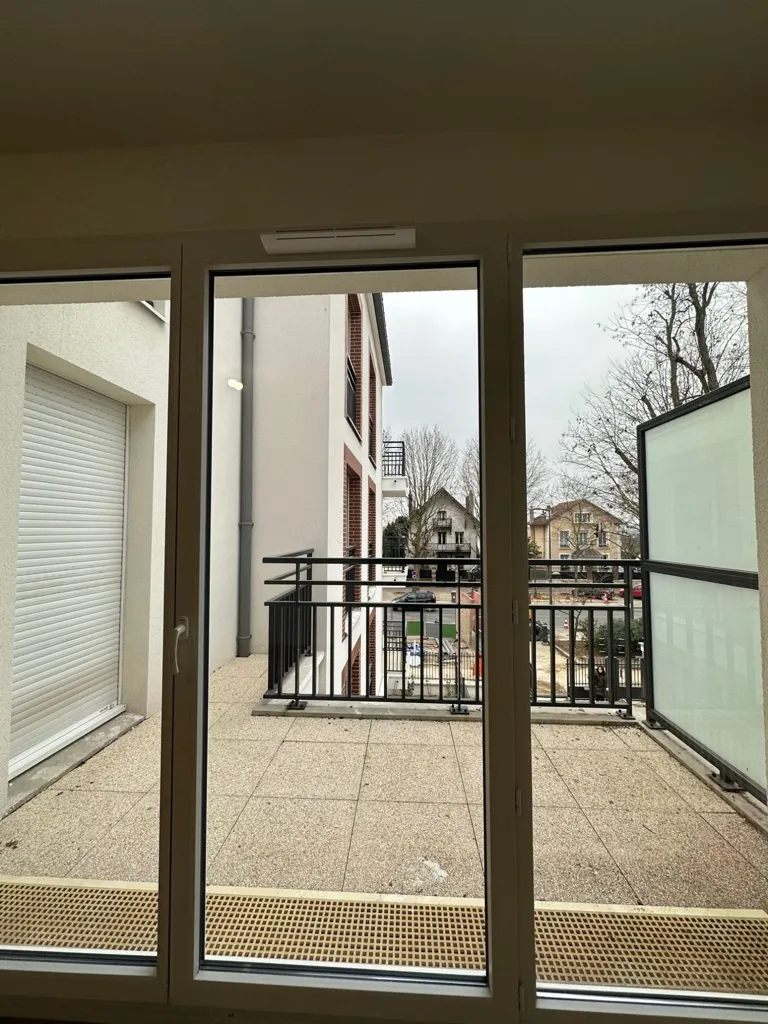 Rõdu - New T2 Apartment with Balcony in Créteil