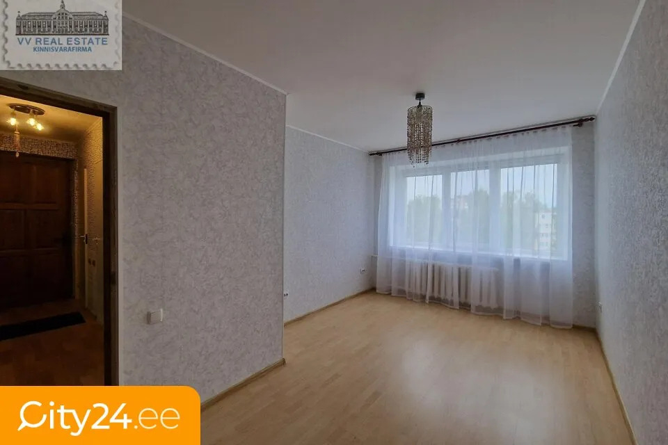 Bedrooms - Top Floor Apartment with Balcony in Narva