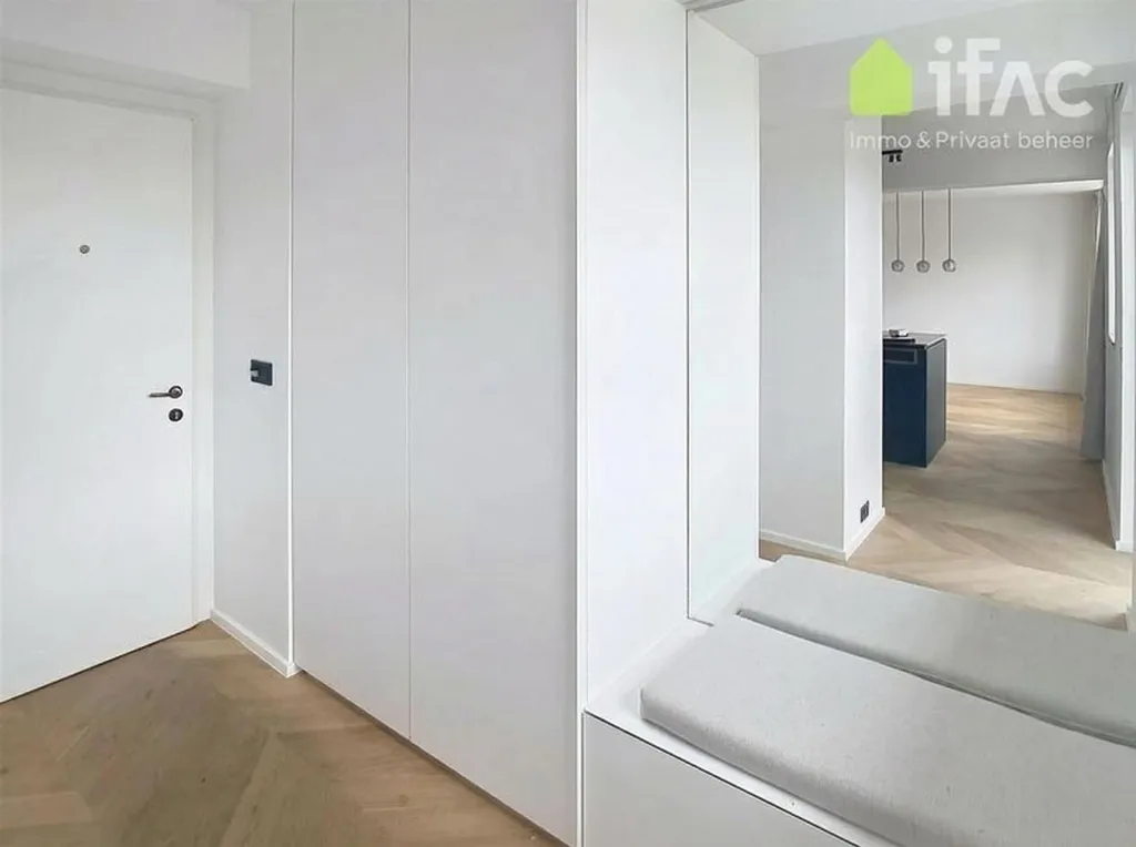 Esik - Luxury Flat with Balcony in New Quarter