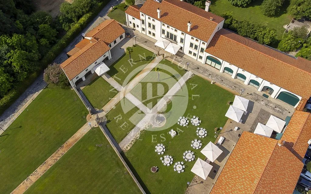 Vista aerea - 16th-Century Villa with Private Park in Padua