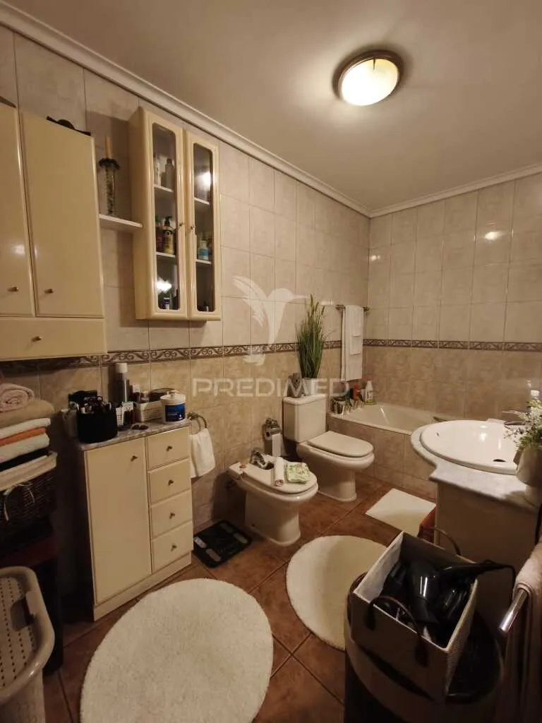 Salles de bain - Spacious T3 Apartment with Elevator in Vagos