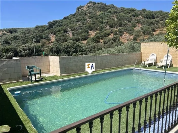 Piscine - Cortijo Villa with Pool in Rute, Andalucia