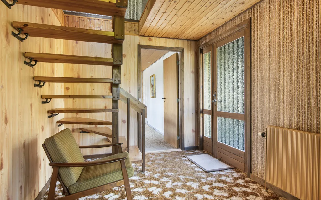 Pièces - Spacious House with Workshop Garage in Tårs