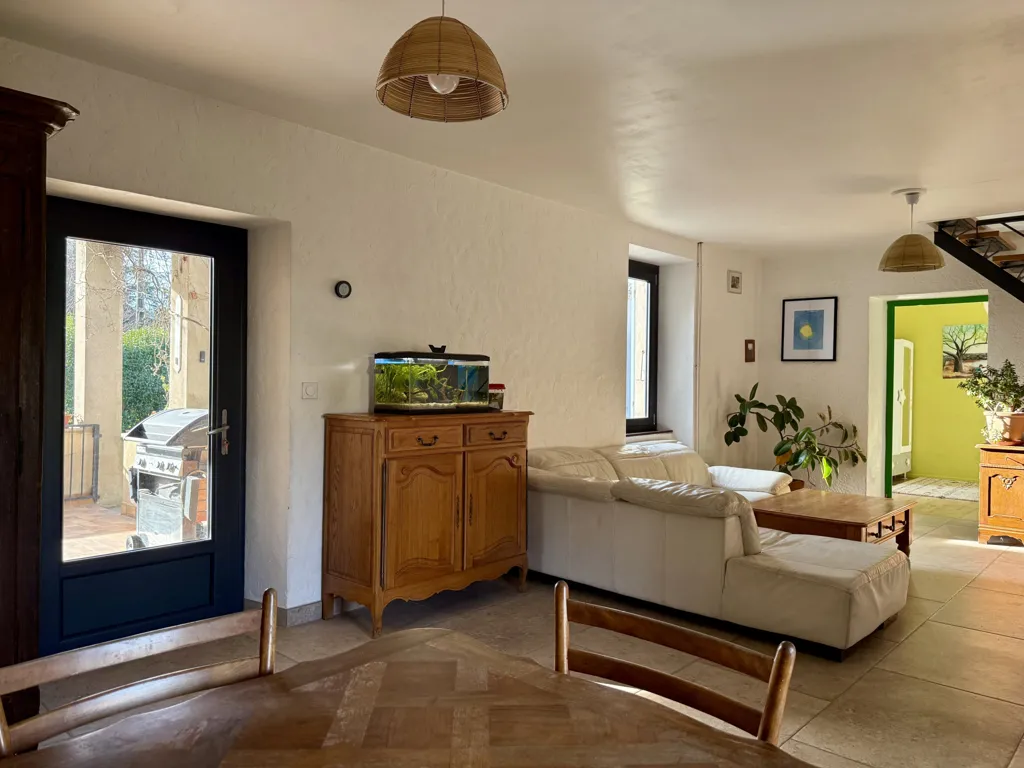 Sala da pranzo - Rustic Stone House with Garden in Ucel