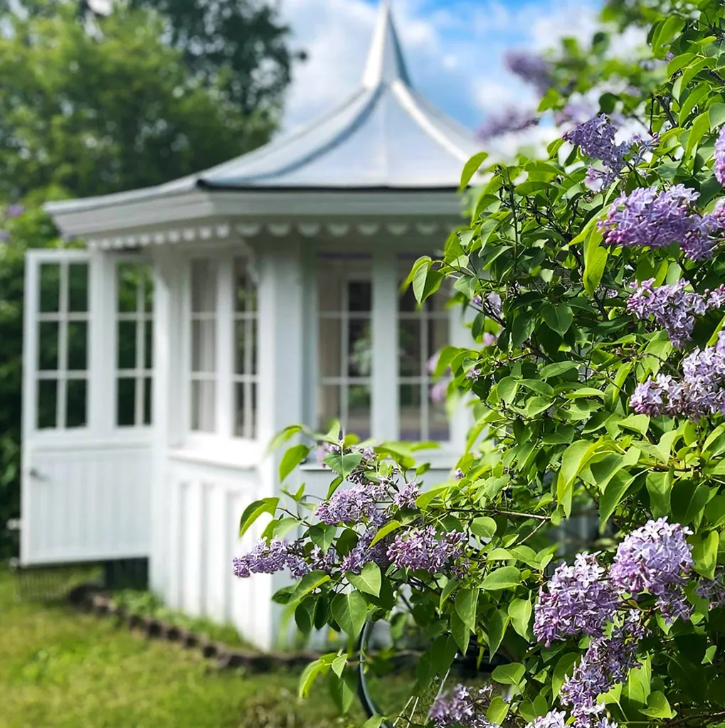 Giardino - Cottage with Private Stream in Stenö