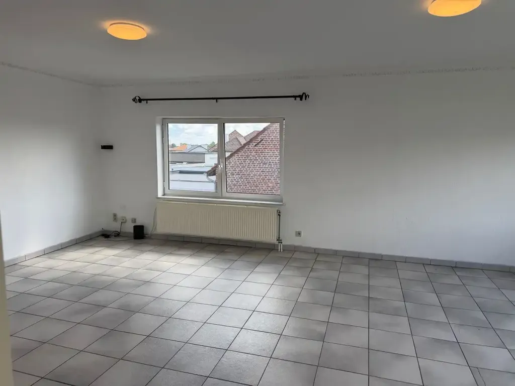 Elutuba - Duplex Apartment with 4 Bedrooms in Brustem Centre