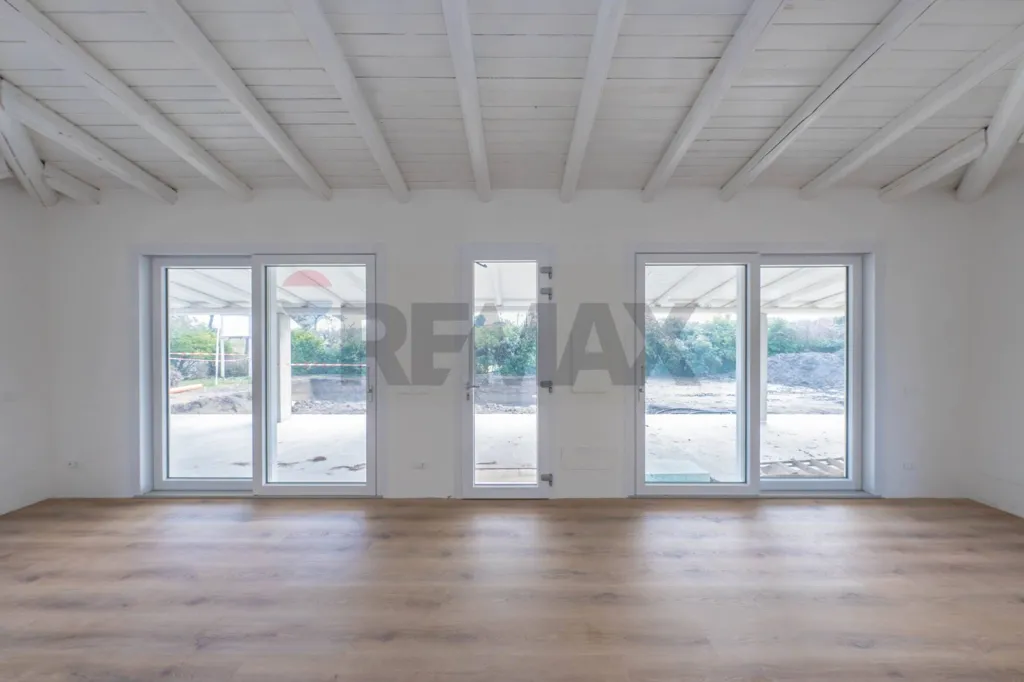 Pièces - Contemporary Villa with Private Pool in Rosolina