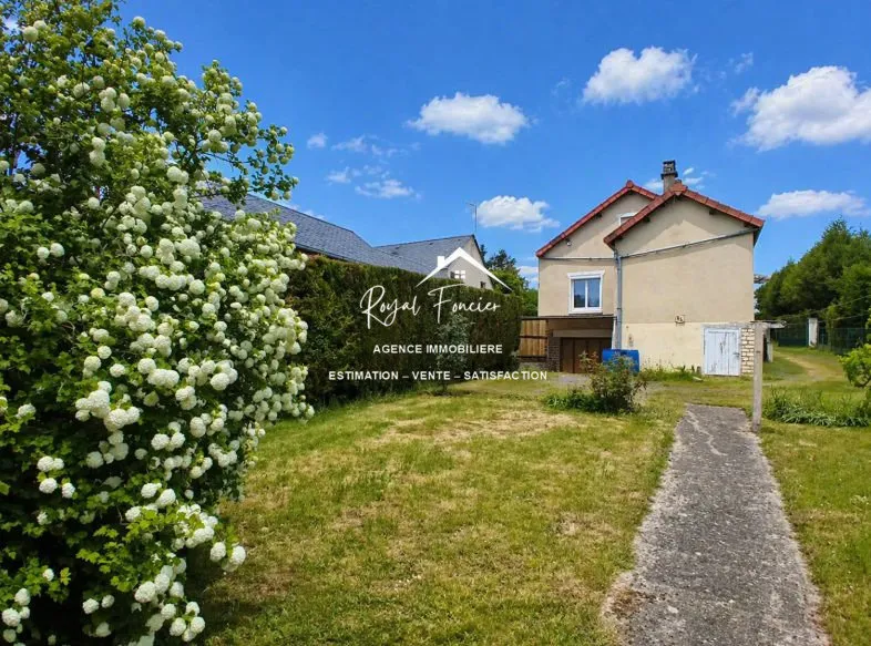 Giardino - House with Garden View in Ligueil