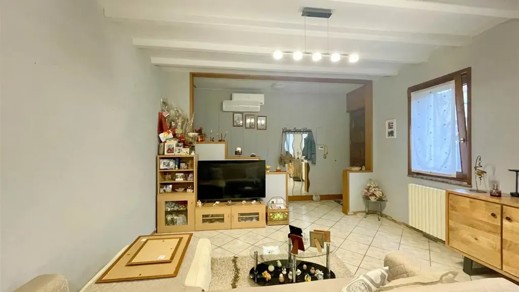 Séjour - Elegant Semi-detached House in Borgo Virgilio