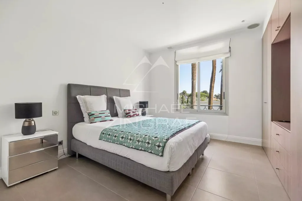 Chambres - Appartement avec Terrasse sur la Croisette