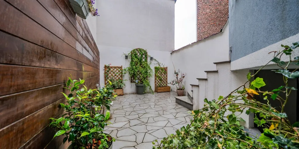 Aed - Charming House with Courtyard in Evere