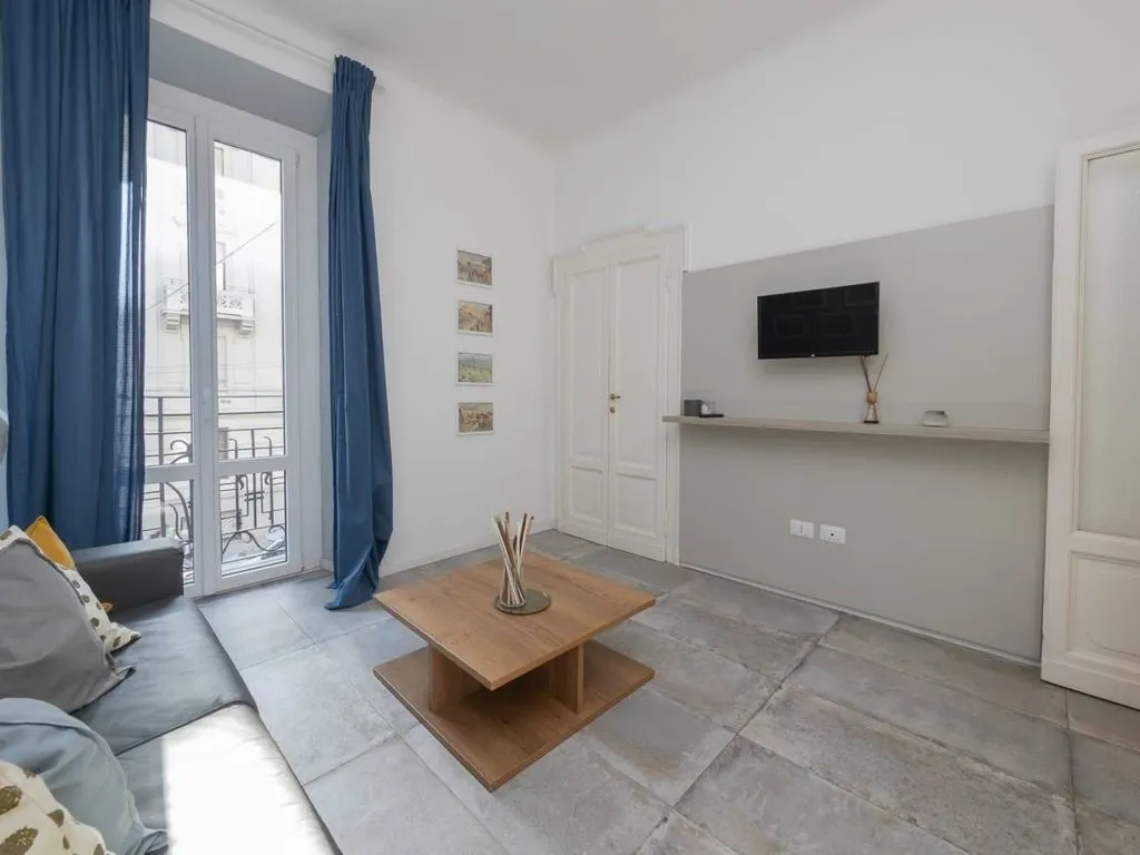 Elutuba - Luxury Apartment in Historic Building, Milan