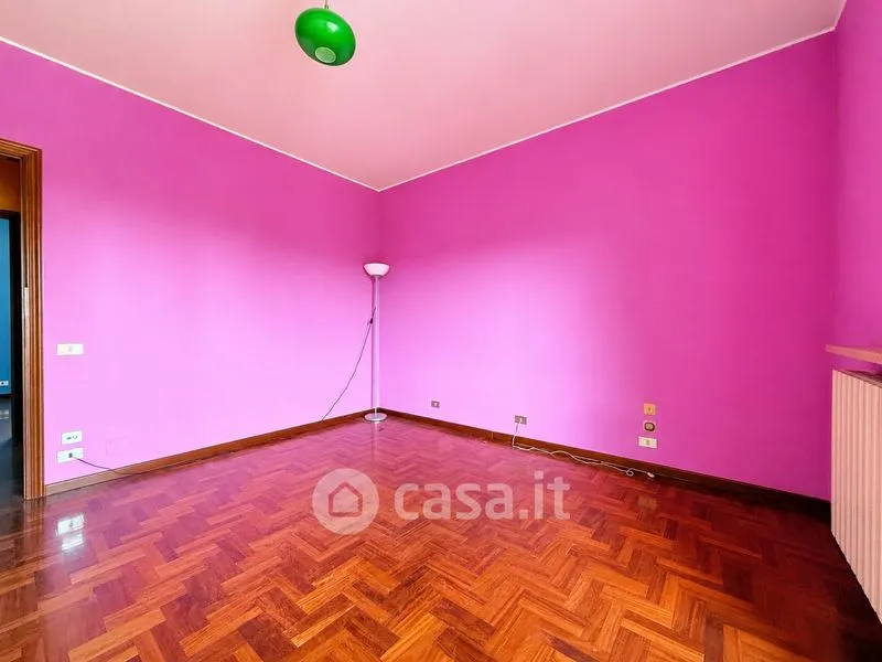 Pièces - Three-Bedroom Flat with Balcony in Tortona