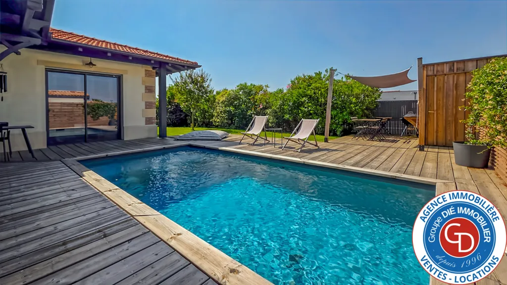 Bassein - Contemporary Villa with Pool in Mios