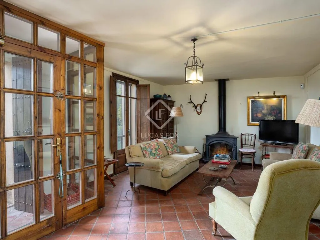 Soggiorno - Country House with Pool in Alta Garrotxa