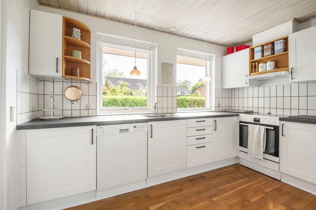 Köök - Co-op Flat with South-Facing Terrace in Gjellerup