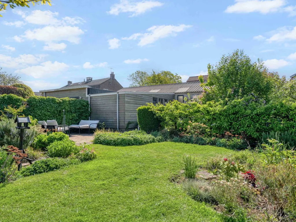 Giardino - Charming 1910 House with Water View in Vecht