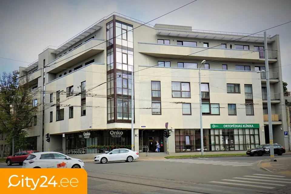 Välivaade - Spacious Apartment with High Ceilings in Riga Centre