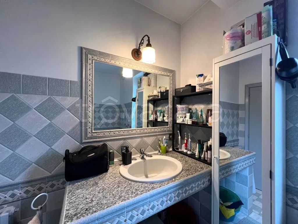 Salles de bain - Rustic Villa with Garden in Canale