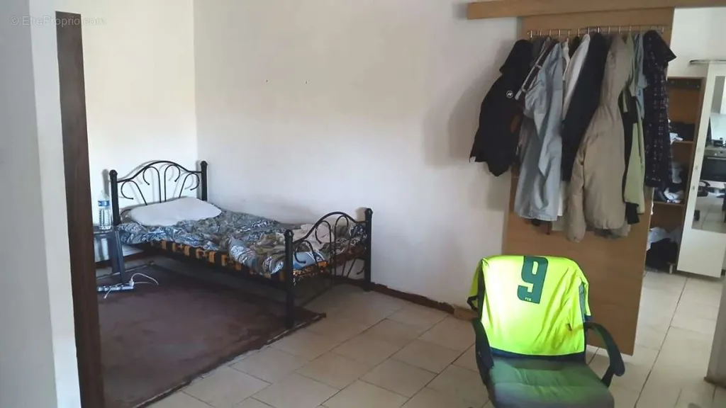 Chambres - Appartement avec Véranda à Marseille-3e