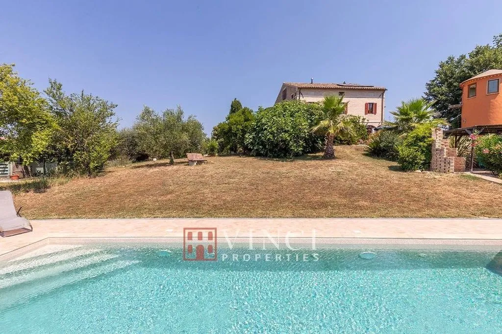 Bassein - Rustic Casale with Pool in Montefiore dell'Aso
