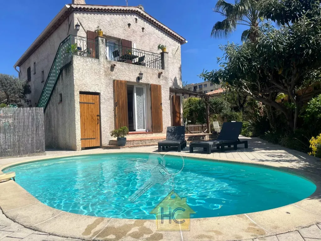 Piscine - Maison avec Piscine et Jardin à Cannes La Bocca