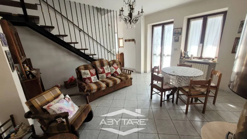 Salle à manger - Semi-detached House with Garden in Airasca