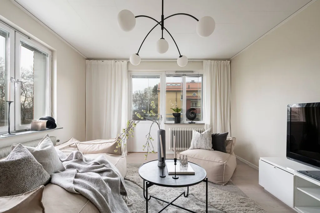 Living Room - Apartment with Balcony in Västmanland