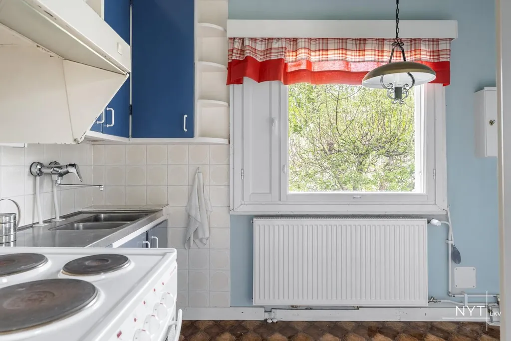 Köök - Swedish Cottage with Sauna in Helsinki