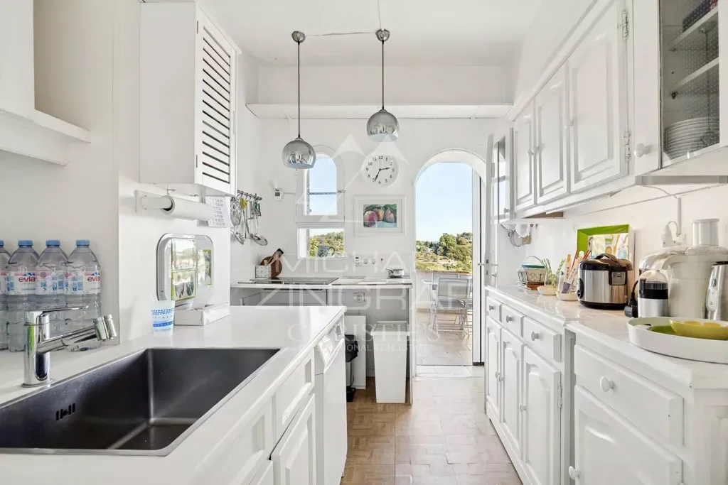 Cuisine - Appartement avec Terrasses dans le Village de Saint-Paul-de-Vence