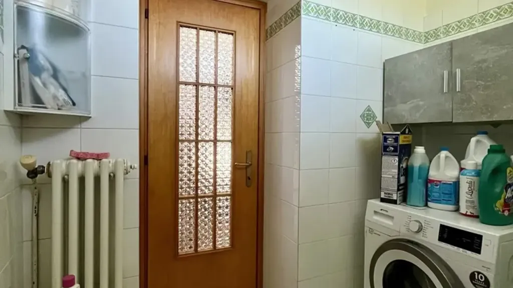 Utility Room - Independent House with Garden in Valle Intelvi