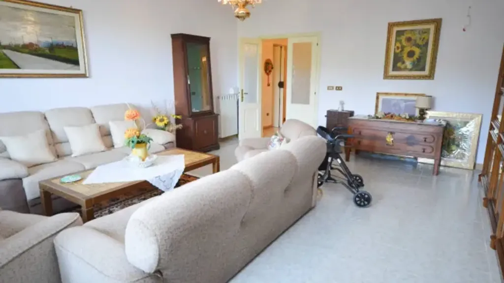 Living Room - Multi-Unit Building with Panoramic View in Cariati