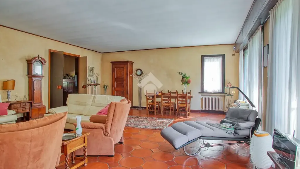 Elutuba - Luxury Villa with Pool near Luvinate