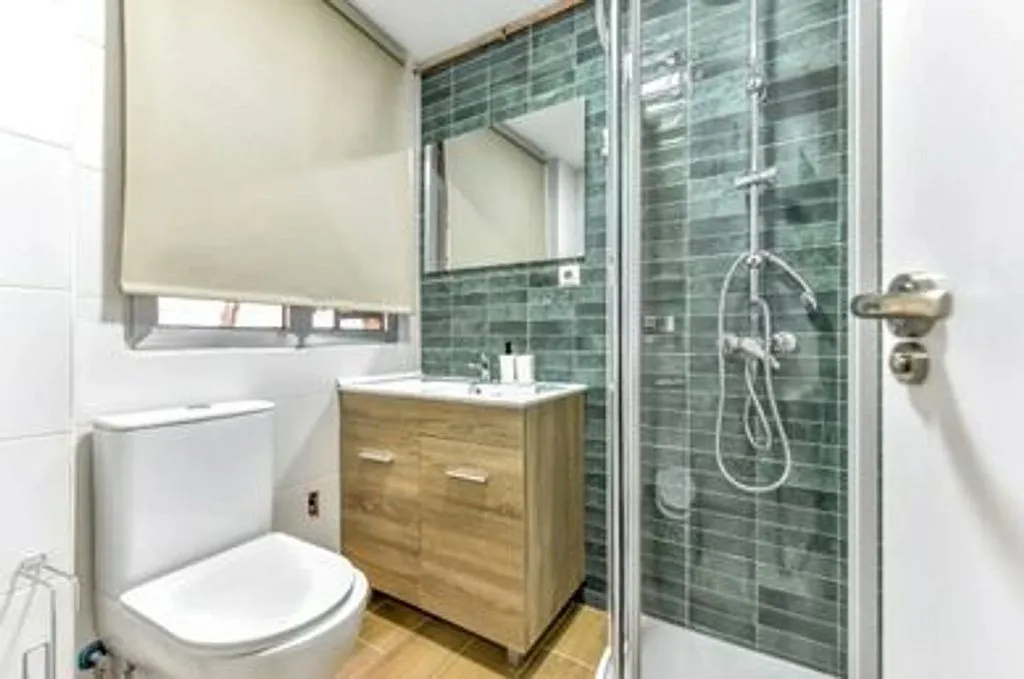 Salles de bain - Furnished Flat with Elevator in Valladolid