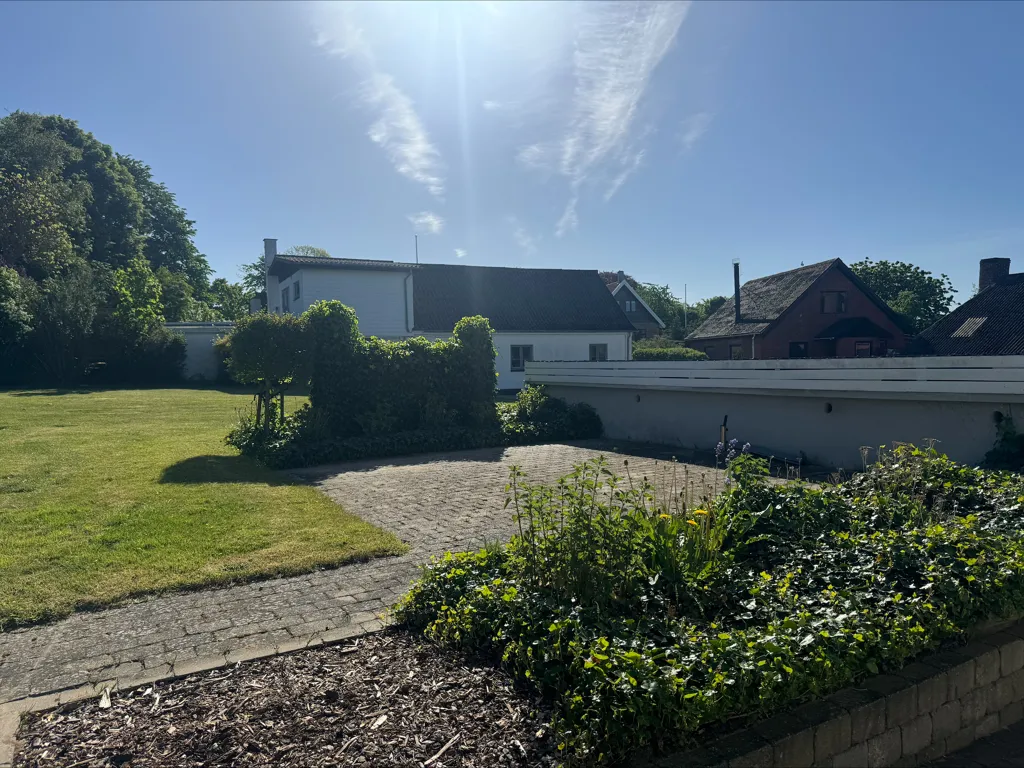 Aed - Villa with Countryside View in Hundtofte