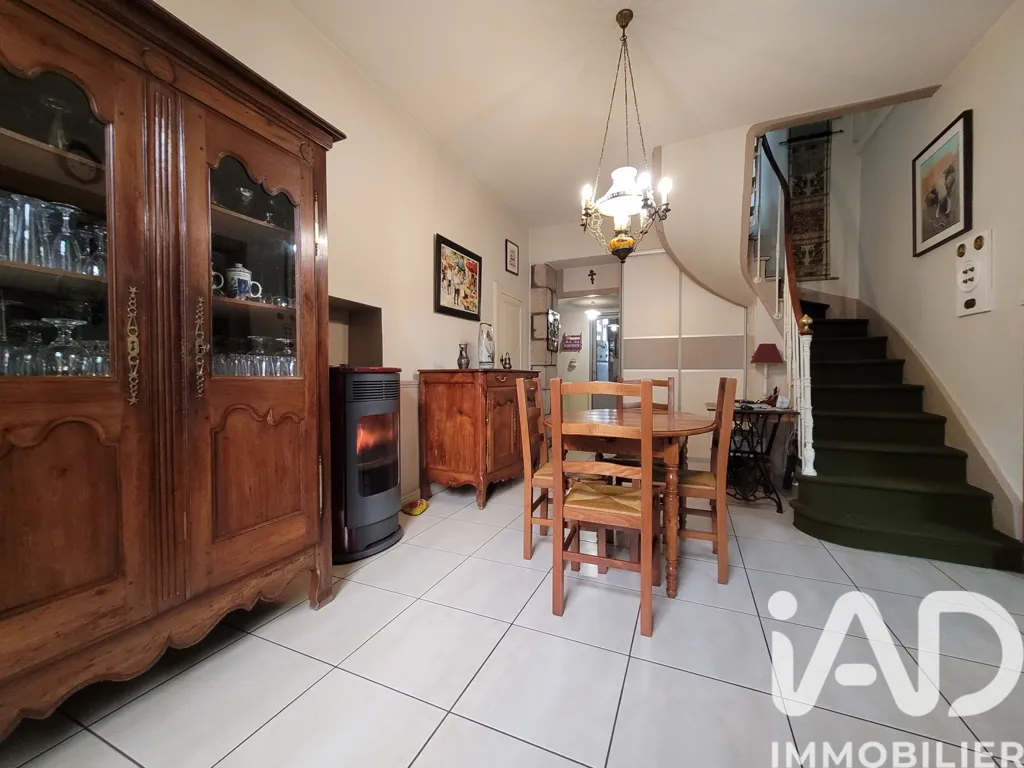 Dining Room - 7-Piece House with Large Garage in Blain