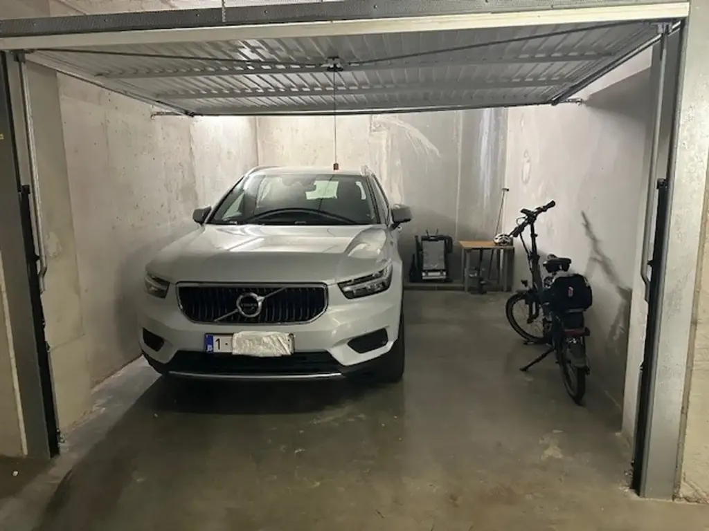 Garage - Garage Box Near Seaside in South View