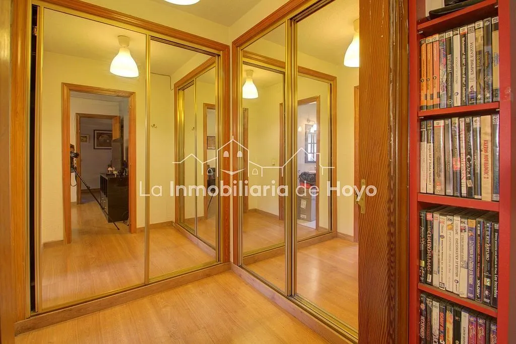 Esik - Duplex with Pool in Hoyo de Manzanares