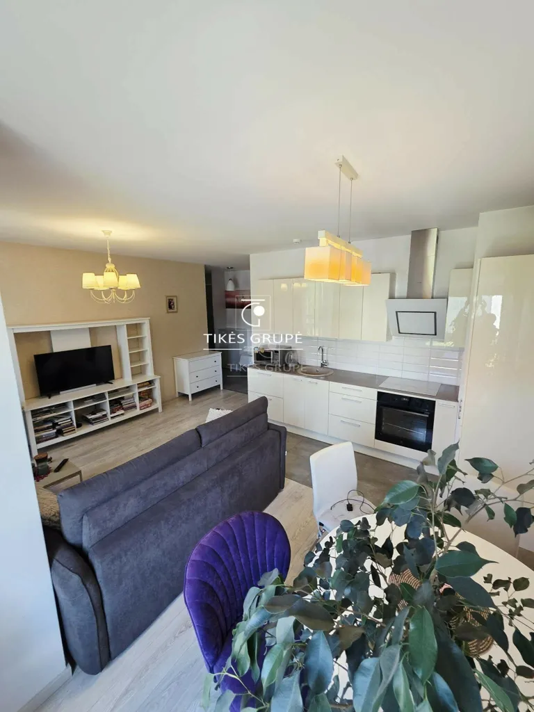 Elutuba - 3-Bedroom Apartment with Balcony in Klaipėda