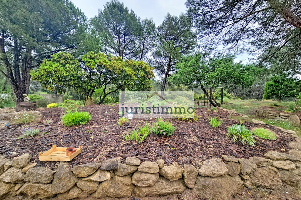 Garden - Two-Home Property with Panoramic Pool in Uchaux