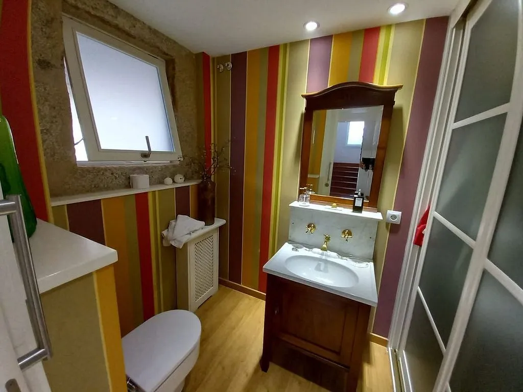 Vannitoad - Chalet with Pool and Sea View in Navia