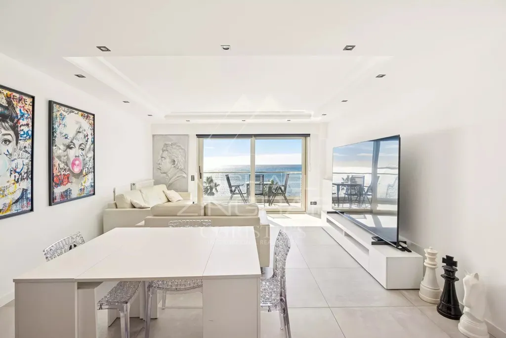 Söögituba - Apartment with Sea View on the Croisette, Cannes