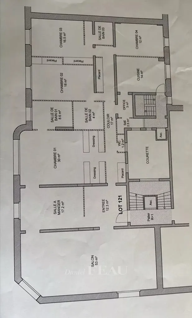 Floor Plan - Luxury Corner Apartment with View in Paris 7th