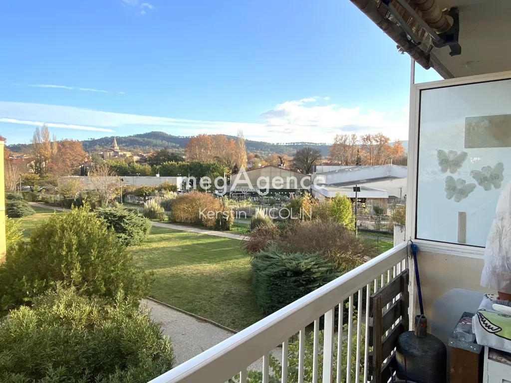 Balcone - Apartment with Balcony in Brignoles